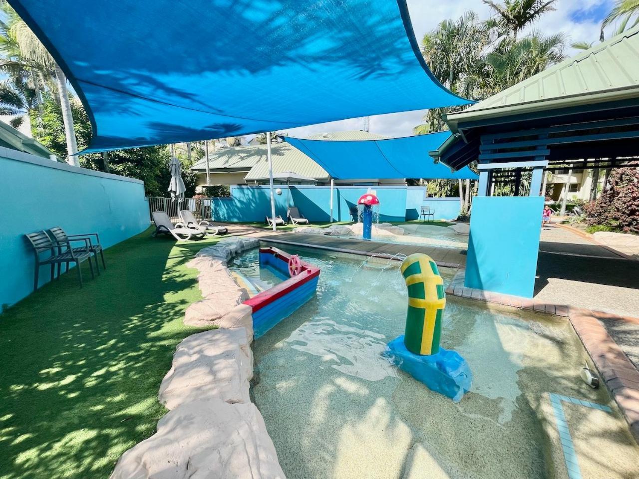 Poolside Villa, Direct Access #45