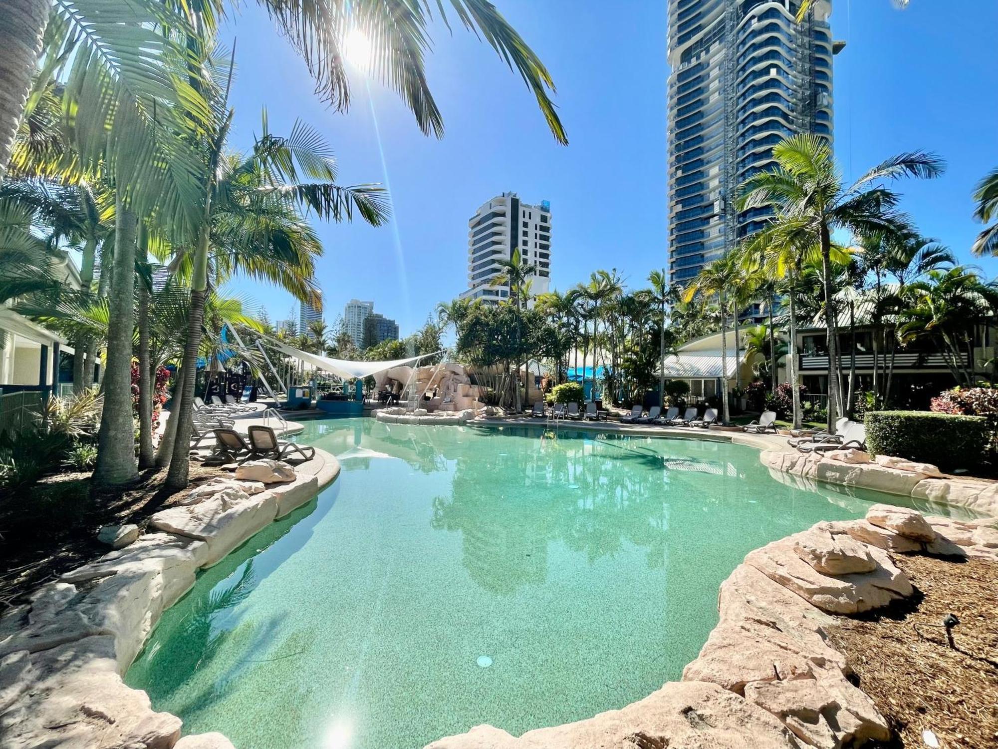 Apartment Poolside Villa, Direct Access #45